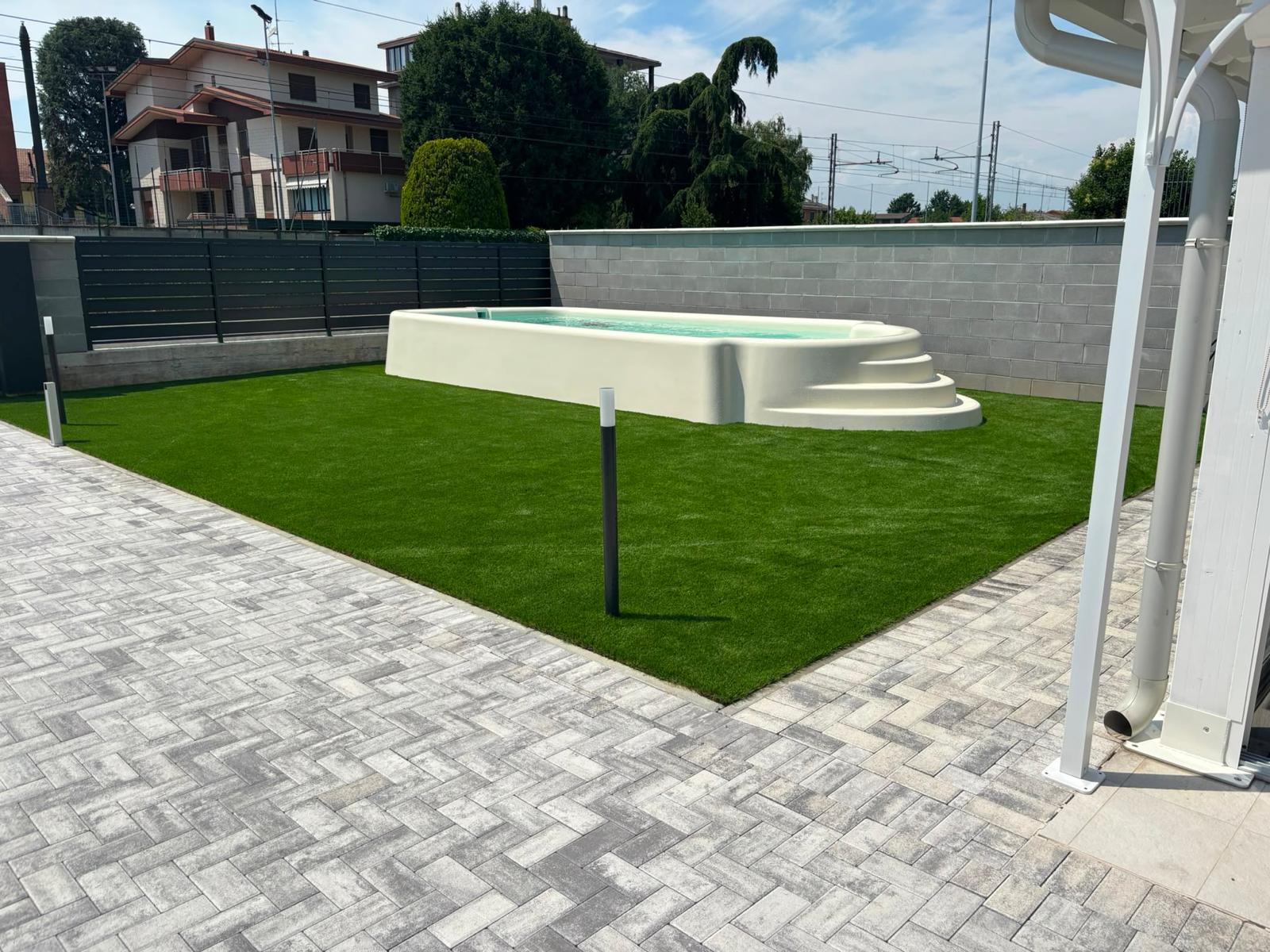 The swimming pool2